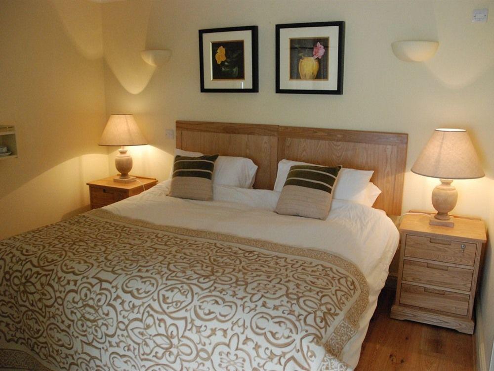 The Black Bull Inn Balsham Esterno foto