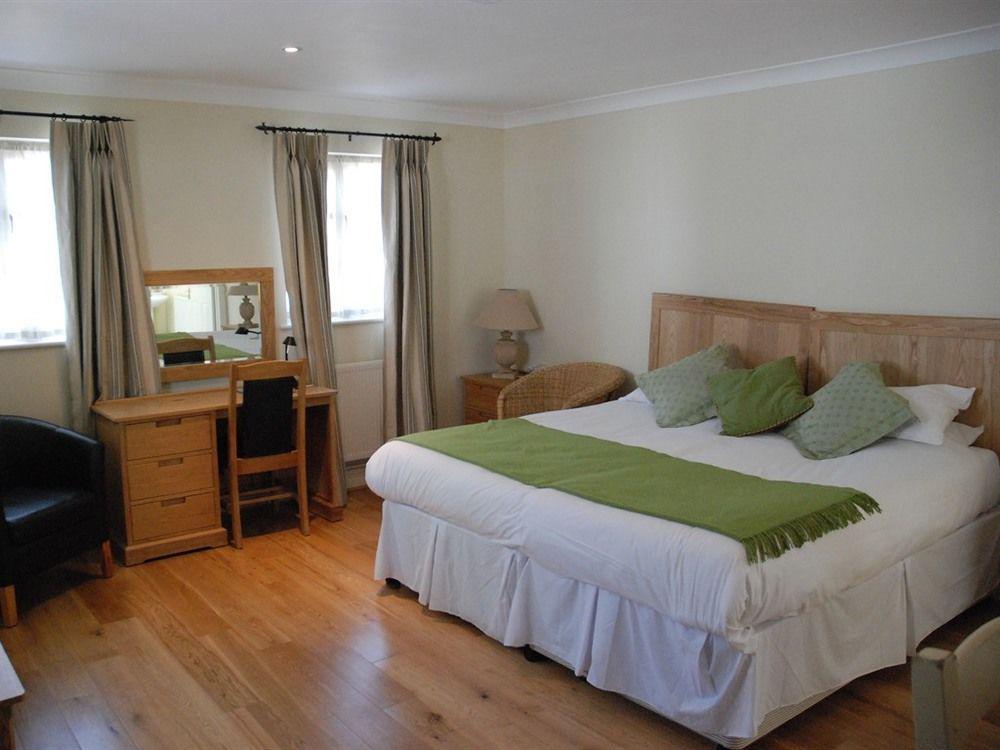 The Black Bull Inn Balsham Esterno foto