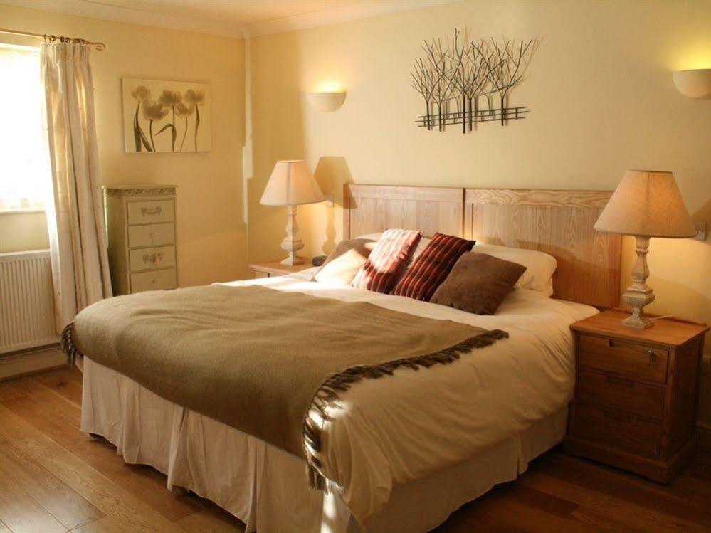 The Black Bull Inn Balsham Esterno foto